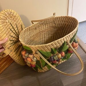 Vintage 1950s 1960s Woven Vacation Fruit Basket
